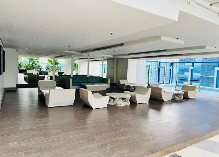 Apartment Hub Metro In Makati 100west 1br With Balcony *