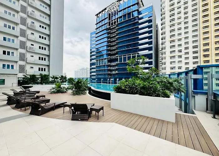 Hub Metro In Makati 100west 1br With Balcony * Manila