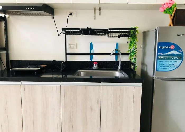 Apartment Hub Metro In Makati 100west 1br With Balcony